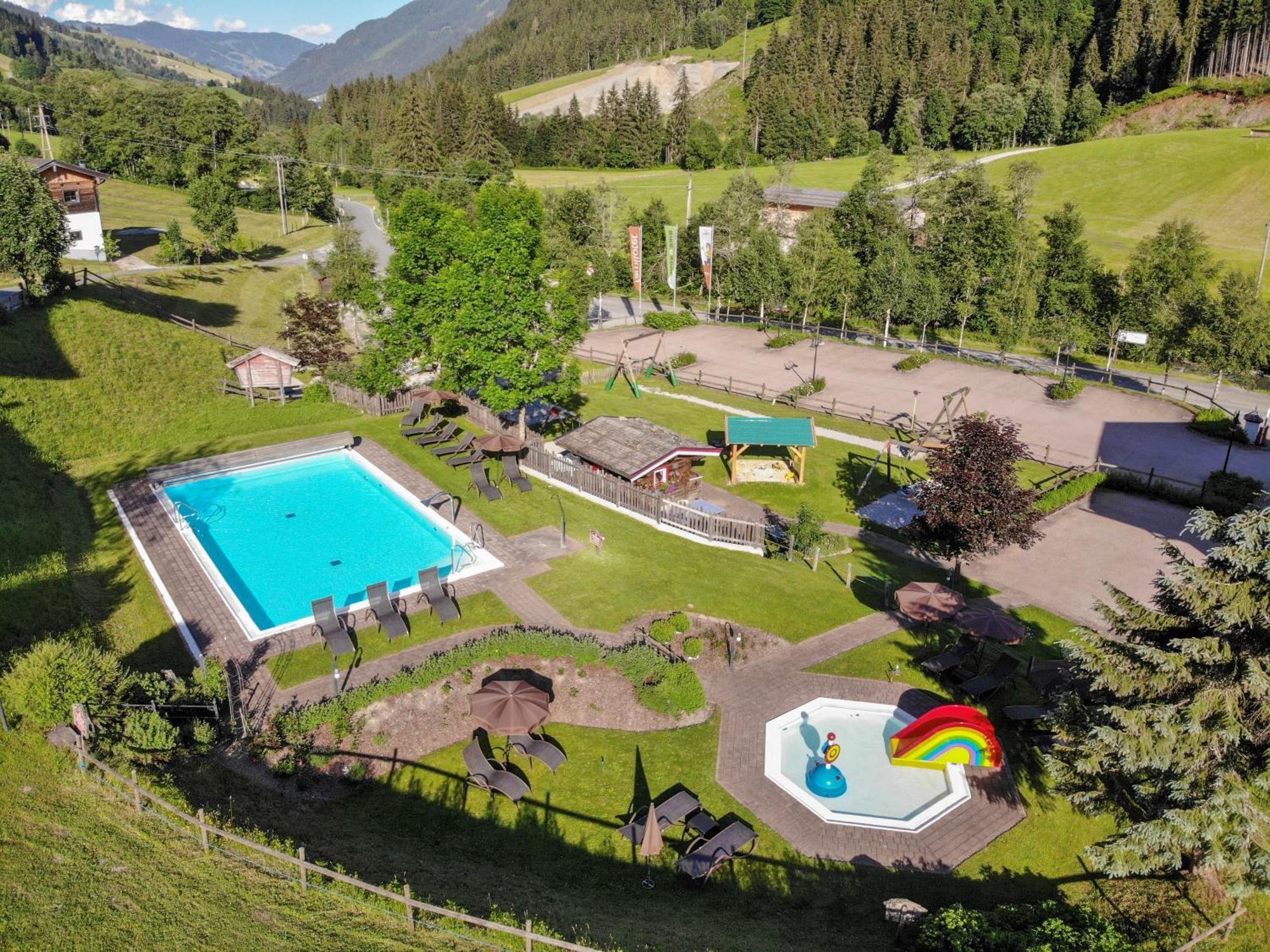 Familienhotel Lengauer Hof Saalbach-Hinterglemm Exterior foto